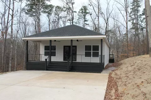 140 Chval Dr, Counce, TN 38326
