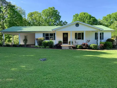 283 Cr 770 Rd, Walnut, MS 38683