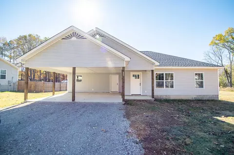 240 Edna St, Savannah, TN 38372