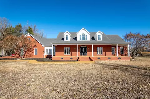 90 Welch Ln, Savannah, TN 38372