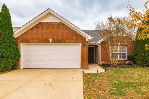 3021 Deer Trail Dr, Spring Hill, TN 37174