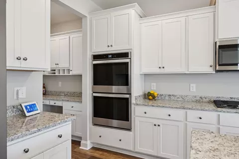 Kitchen - 4011 John Marsh Rd, Spring Hill, TN 37174 photo 3 of 3