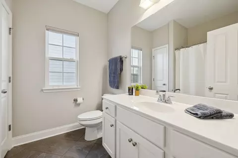 Bath - 4011 John Marsh Rd, Spring Hill, TN 37174 photo 1 of 3