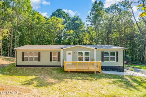 400 Matlock Tr, Loudon, TN 37774