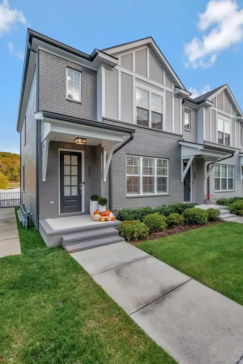7096 Westside Cir, Nashville, TN 37205