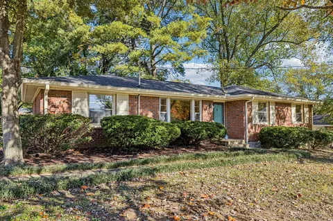 5206 Byrne Dr, Nashville, TN 37211