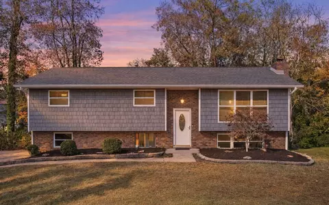 1004 Brynehill Ln, Chattanooga, TN 37415