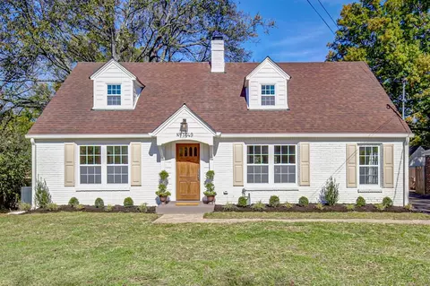 1049 Gwynn Dr, Nashville, TN 37216