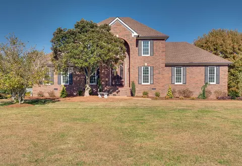 7276 Old Franklin Rd, Fairview, TN 37062