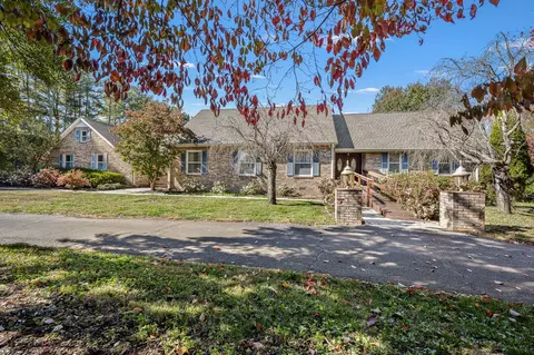 140 Motlow Rd, Tullahoma, TN 37388