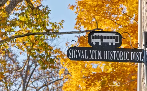 321 Signal Mountain Blvd, Signal Mountain, TN 37377