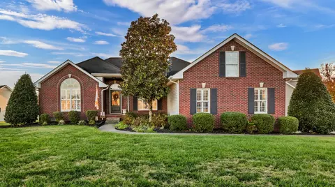 3348 Sunny Slope Dr, Clarksville, TN 37043