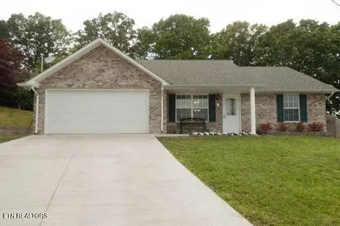 7923 Temple Ln, Knoxville, TN 37938
