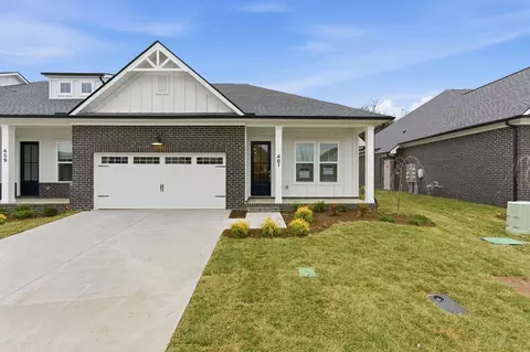 461 Buckwood Ave E, Thompsons Station, TN 37179