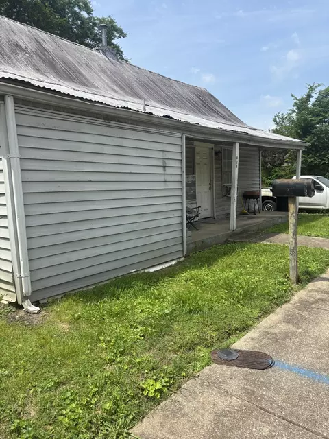 628 E Sevier St, Murfreesboro, TN 37130 photo 3