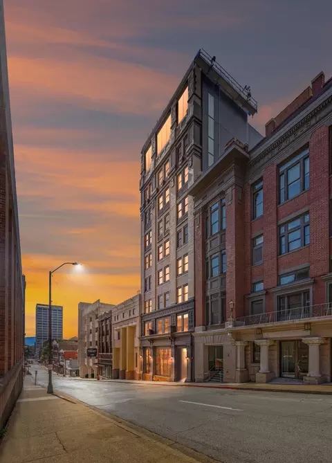 117 E 7th St #211-D, Chattanooga, TN 37402