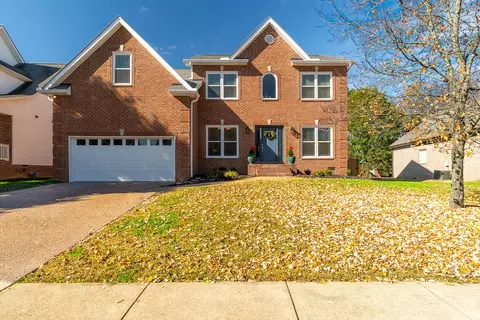 132 Fieldcrest Cir, Hendersonville, TN 37075