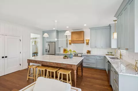 Kitchen - 308 Bridge Ave, Murfreesboro, TN 37129 photo 2 of 4