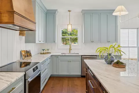 Kitchen - 308 Bridge Ave, Murfreesboro, TN 37129 photo 4 of 4