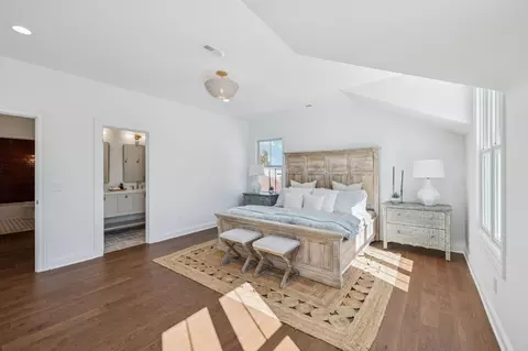 Bedroom - 308 Bridge Ave, Murfreesboro, TN 37129 photo 2 of 4