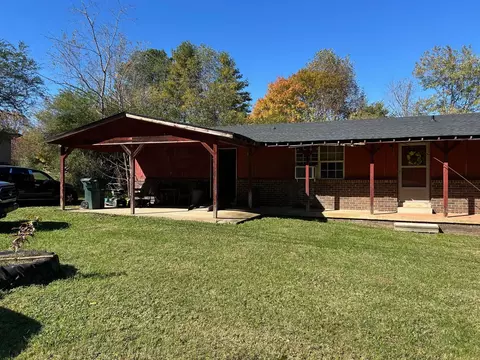126 W Piney Rd, Dickson, TN 37055