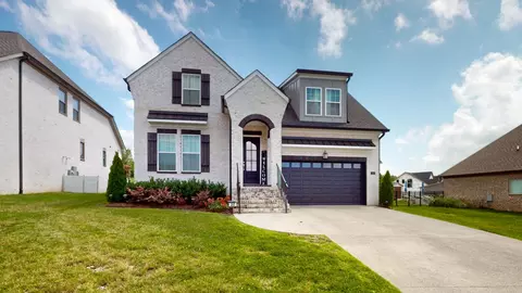 257 Hutch Ct, Gallatin, TN 37066