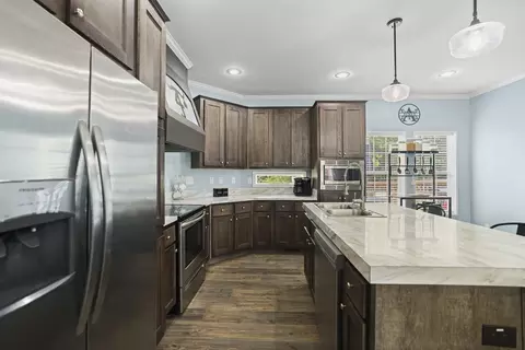 Kitchen - 104 E Pond St, Adams, TN 37010 photo 11 of 12