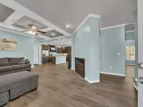 Entry Way - 104 E Pond St, Adams, TN 37010 photo 3 of 3