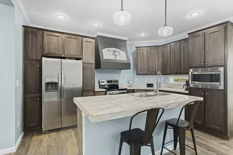 Kitchen - 104 E Pond St, Adams, TN 37010 photo 8 of 12