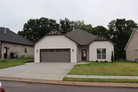710 Southern Pine Trl, Clarksville, TN 37043
