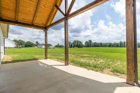 Exterior - 188 Beartown Rd, Loretto, TN 38469 photo 5 of 6