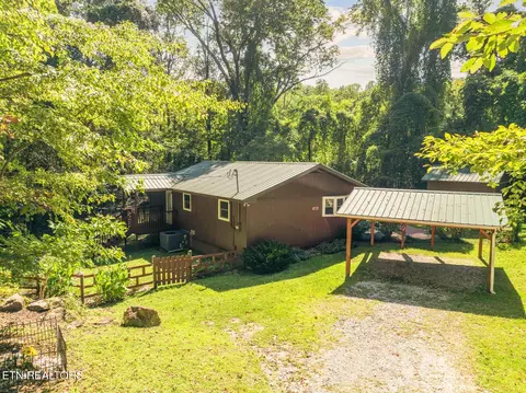 131 Longmire Cir, Rockwood, TN 37854