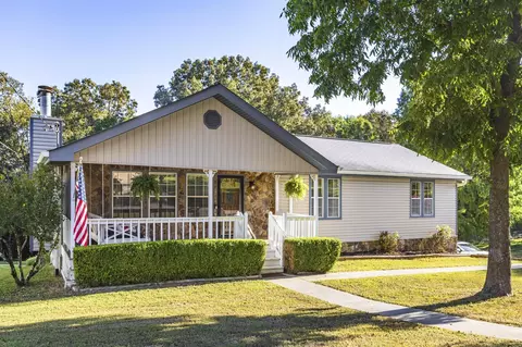 6907 Pine Haven Dr, Harrison, TN 37341
