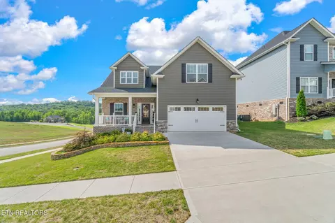 101 Chaseberry Rd, Oak Ridge, TN 37830