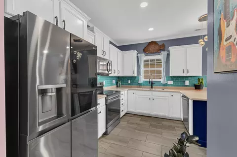 Kitchen - 1726 Splash Pl, Murfreesboro, TN 37130 photo 2 of 3