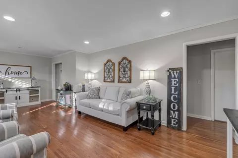 300 Kemper Dr S, Madison, TN 37115