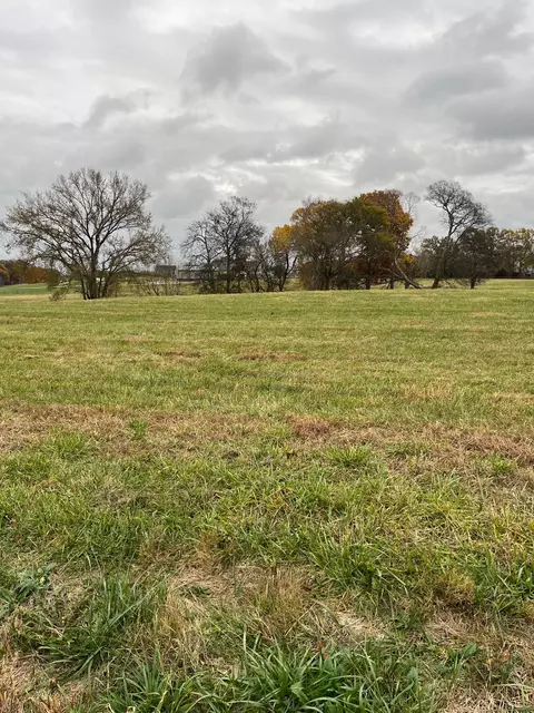 0 Glen Raven Rd, Cedar Hill, TN 37032