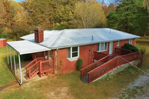 1616 Old Airport Rd, Nunnelly, TN 37137