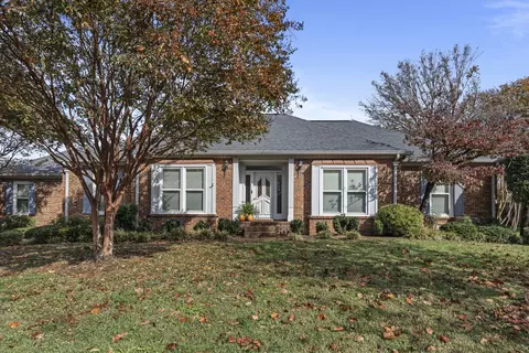 1914 Wiltshire Dr, Murfreesboro, TN 37129