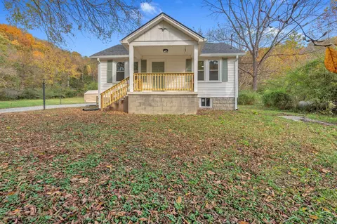 5060 Drakes Branch Rd, Nashville, TN 37218