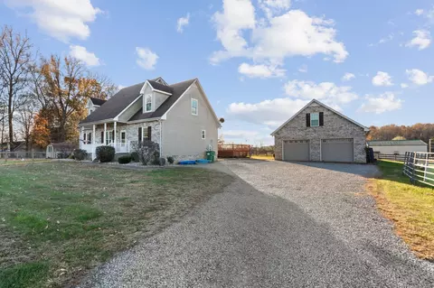 Exterior - 3736 Armstrong Rd, Springfield, TN 37172 photo 17 of 19