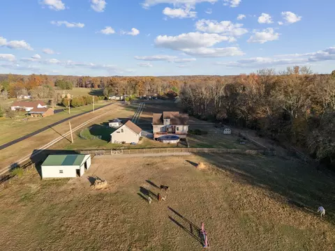 View/Area - 3736 Armstrong Rd, Springfield, TN 37172 photo 6 of 7