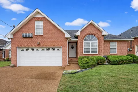 116 Edgeview Dr, Hendersonville, TN 37075