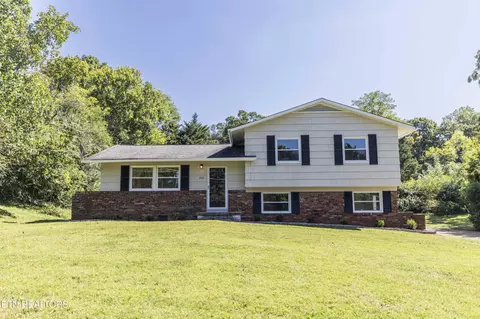 212 Elkmont Rd, Knoxville, TN 37922