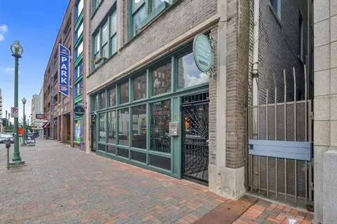 71 Union Ave #203, Memphis, TN 38103
