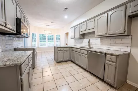 243 Strong Dr, Collierville, TN 38017 photo 10