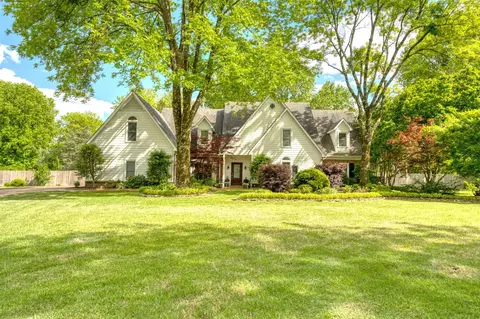 3072 Green Fairway Cv, Collierville, TN 38017