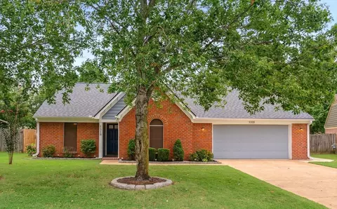 5318 Peppermill Dr, Southaven, MS 38671
