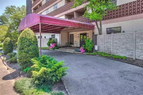 2277 Union Ave #607, Memphis, TN 38104
