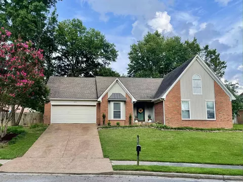 8317 Weatherwood Ln, Cordova, TN 38018